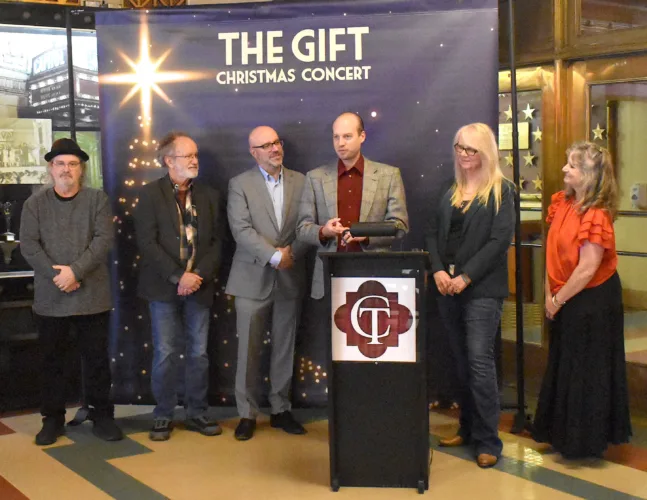 Veteran Musicians Share Talents With The Gift Christmas Concert